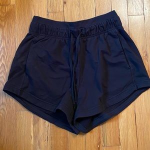 Lululemon Inner Glow High-Rise Short 3”